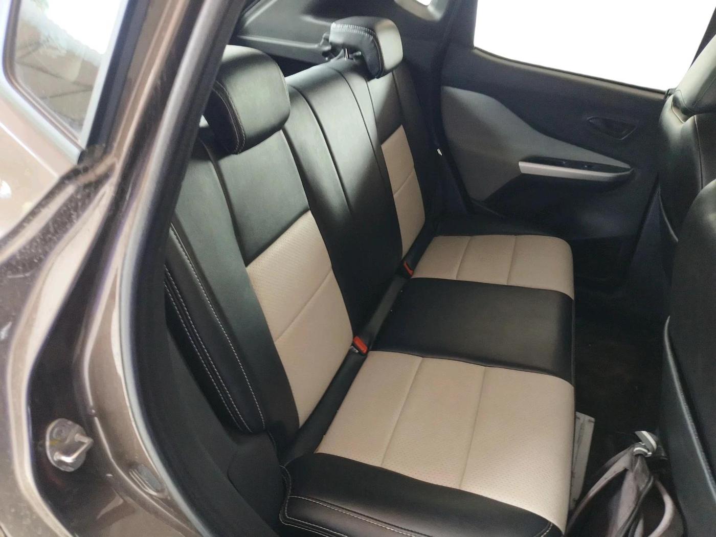 2024 Nissan MAGNITE XE, Petrol, Manual, 7,260 km, interior