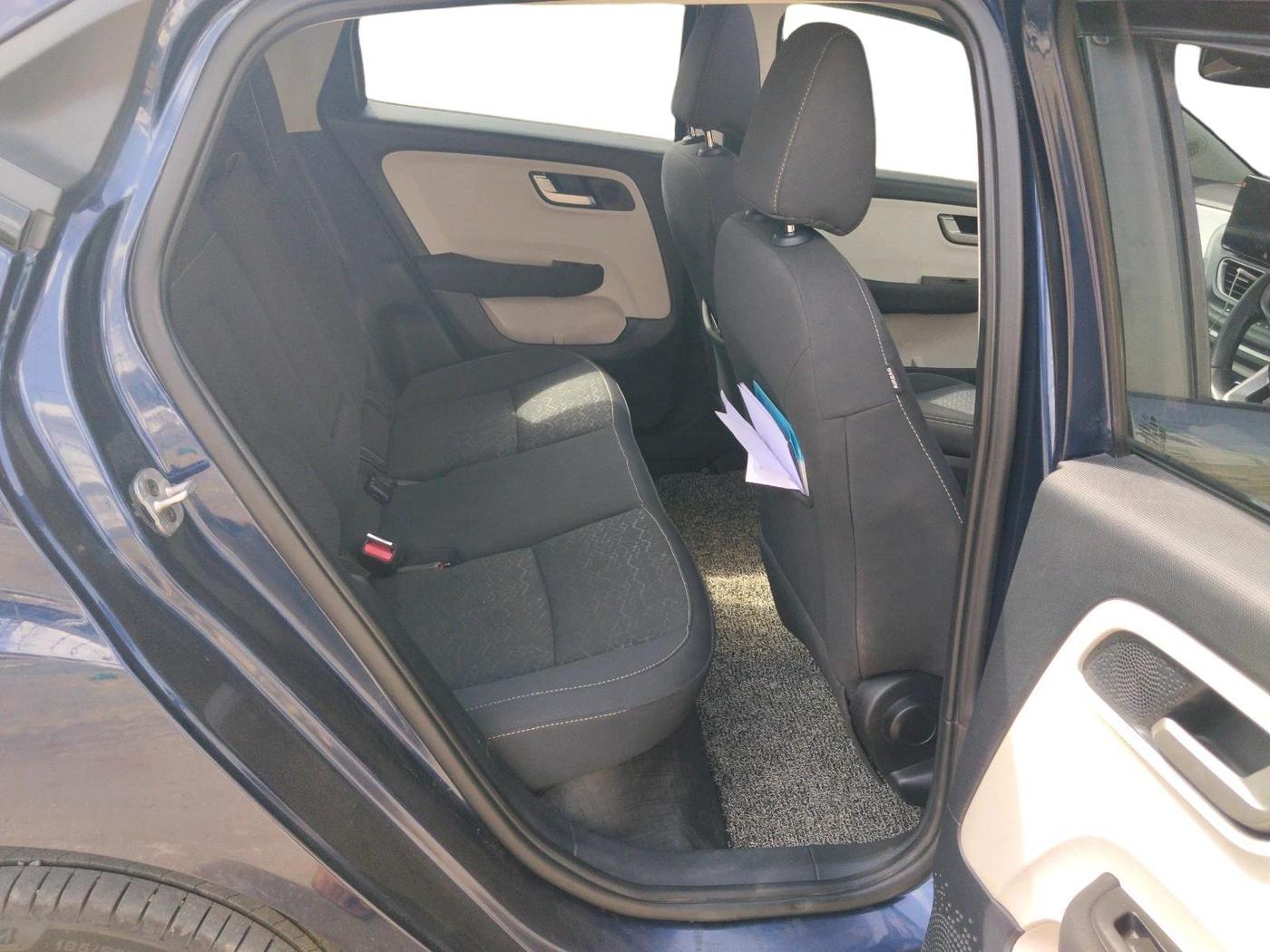 2024 Tata ALTROZ XZ Plus (S) LUX Diese, Diesel, Manual, 57,447 km, interior