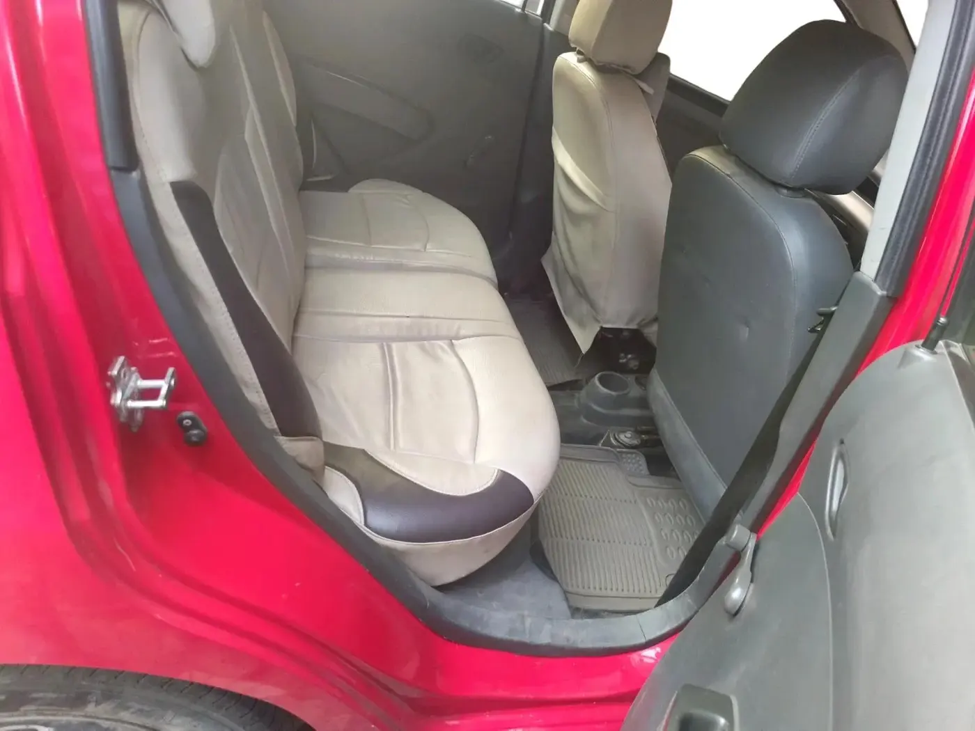 2013 Chevrolet Beat LS DIESEL, Diesel, Manual, 1,31,500 km, interior
