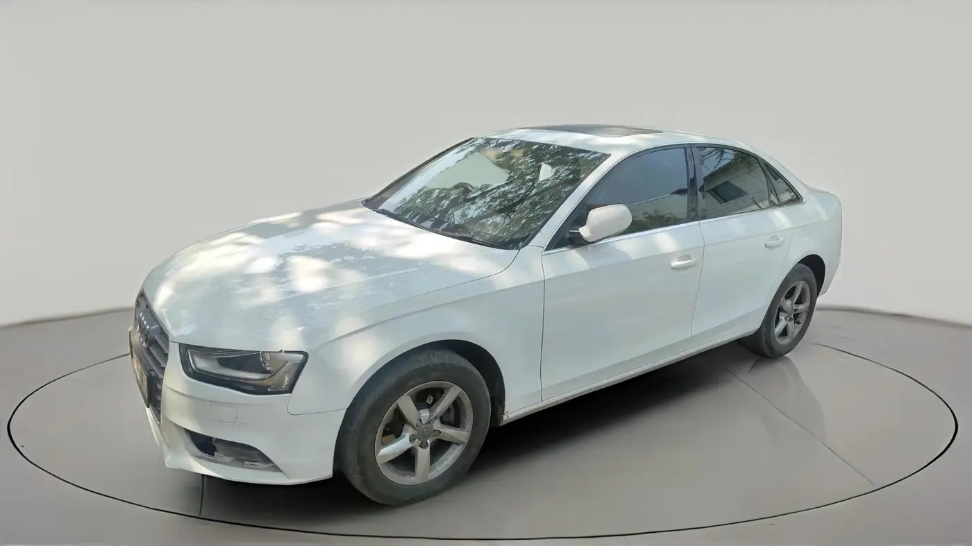 2013 Audi A4 2.0 TDI PREMIUM PLUS, Diesel, Automatic, 75,814 km, exterior