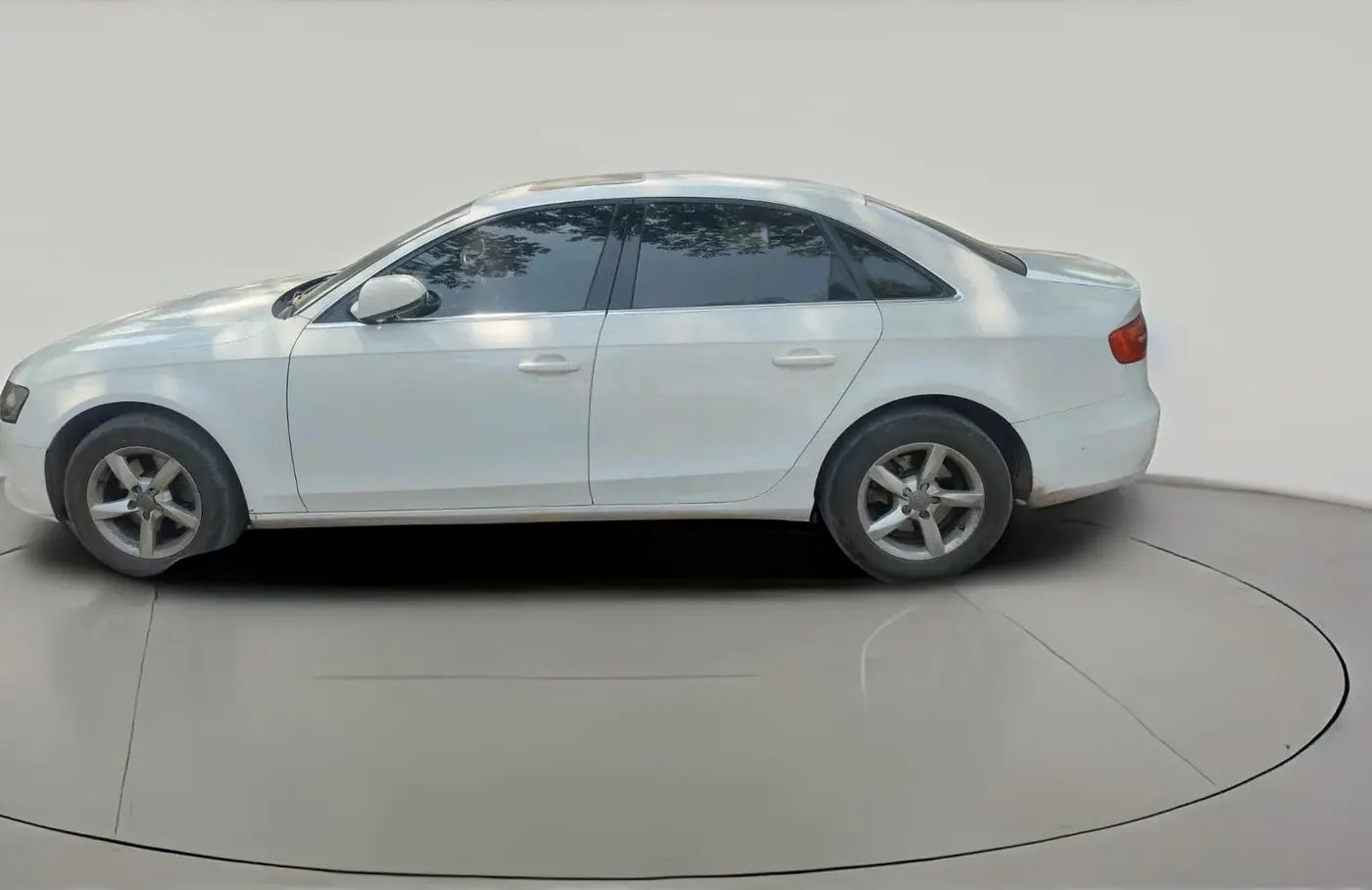 2013 Audi A4 2.0 TDI PREMIUM PLUS, Diesel, Automatic, 75,814 km, exterior