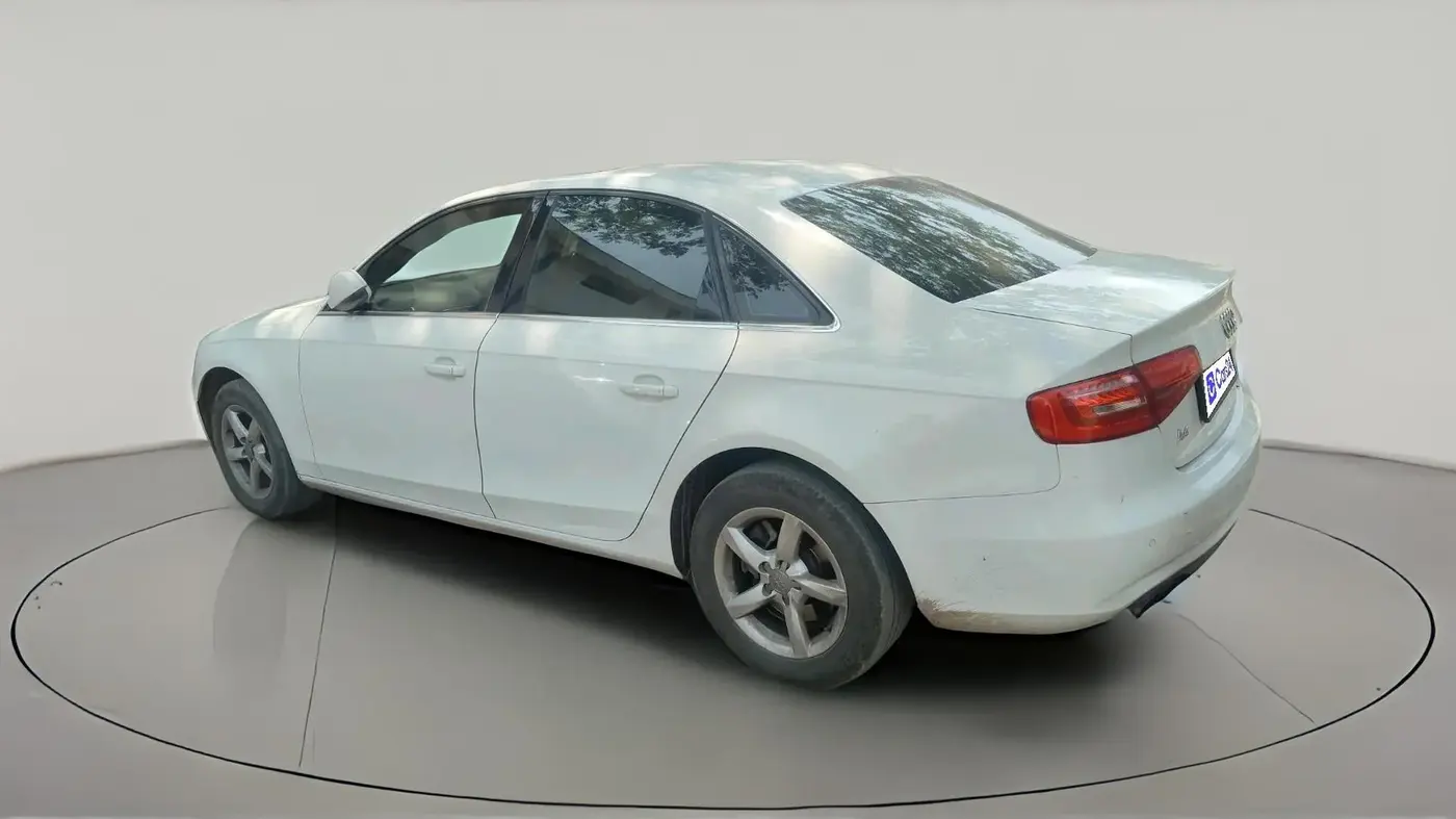 2013 Audi A4 2.0 TDI PREMIUM PLUS, Diesel, Automatic, 75,814 km, exterior