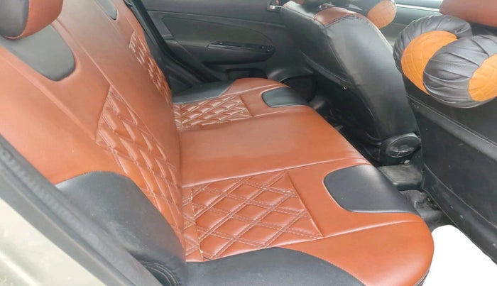 2012 Maruti Swift VXI, Petrol, Manual, 1,62,327 km, interior