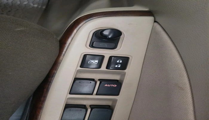 2018 Maruti Dzire ZXI, Petrol, Manual, 66,938 km, interior