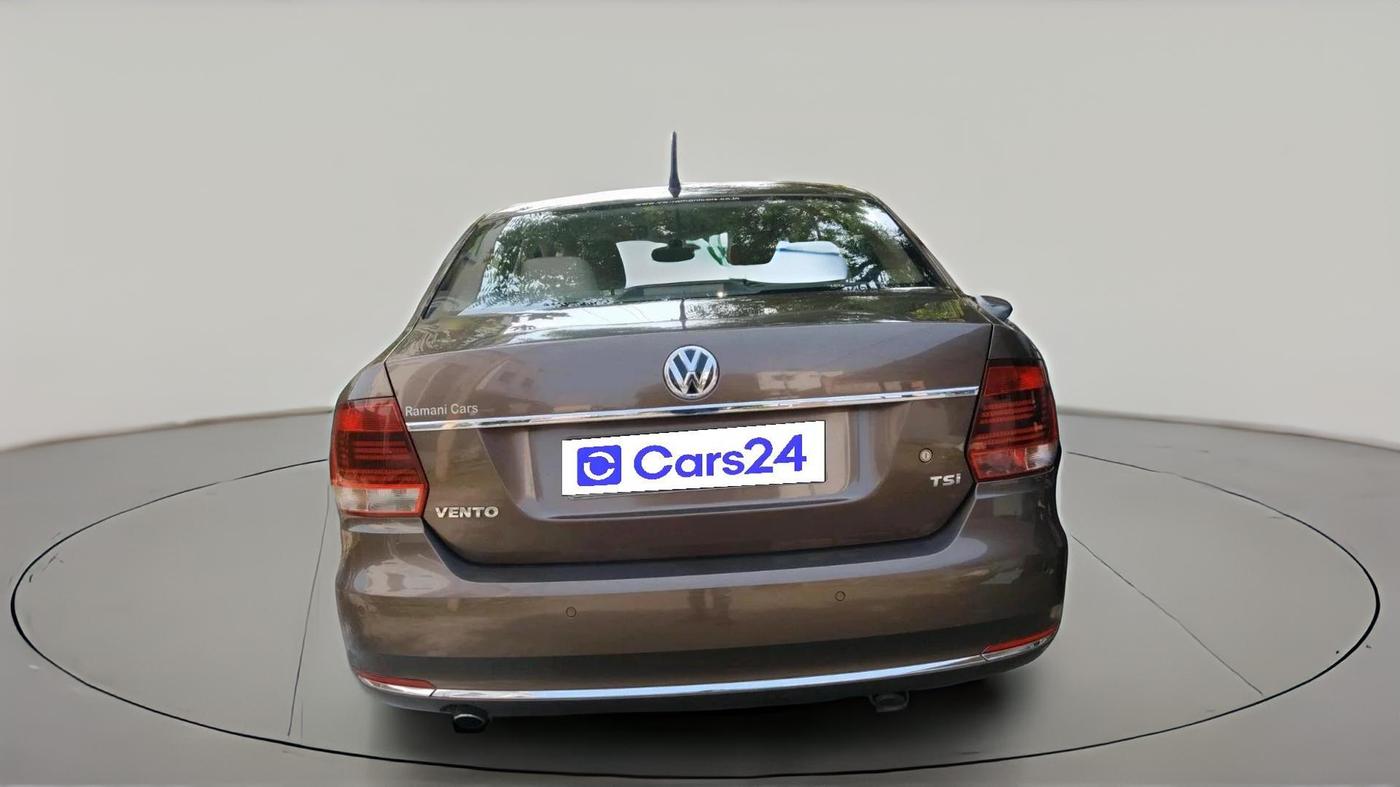 2016 Volkswagen Vento HIGHLINE PETROL AT, Petrol, Automatic, 51,270 km, exterior