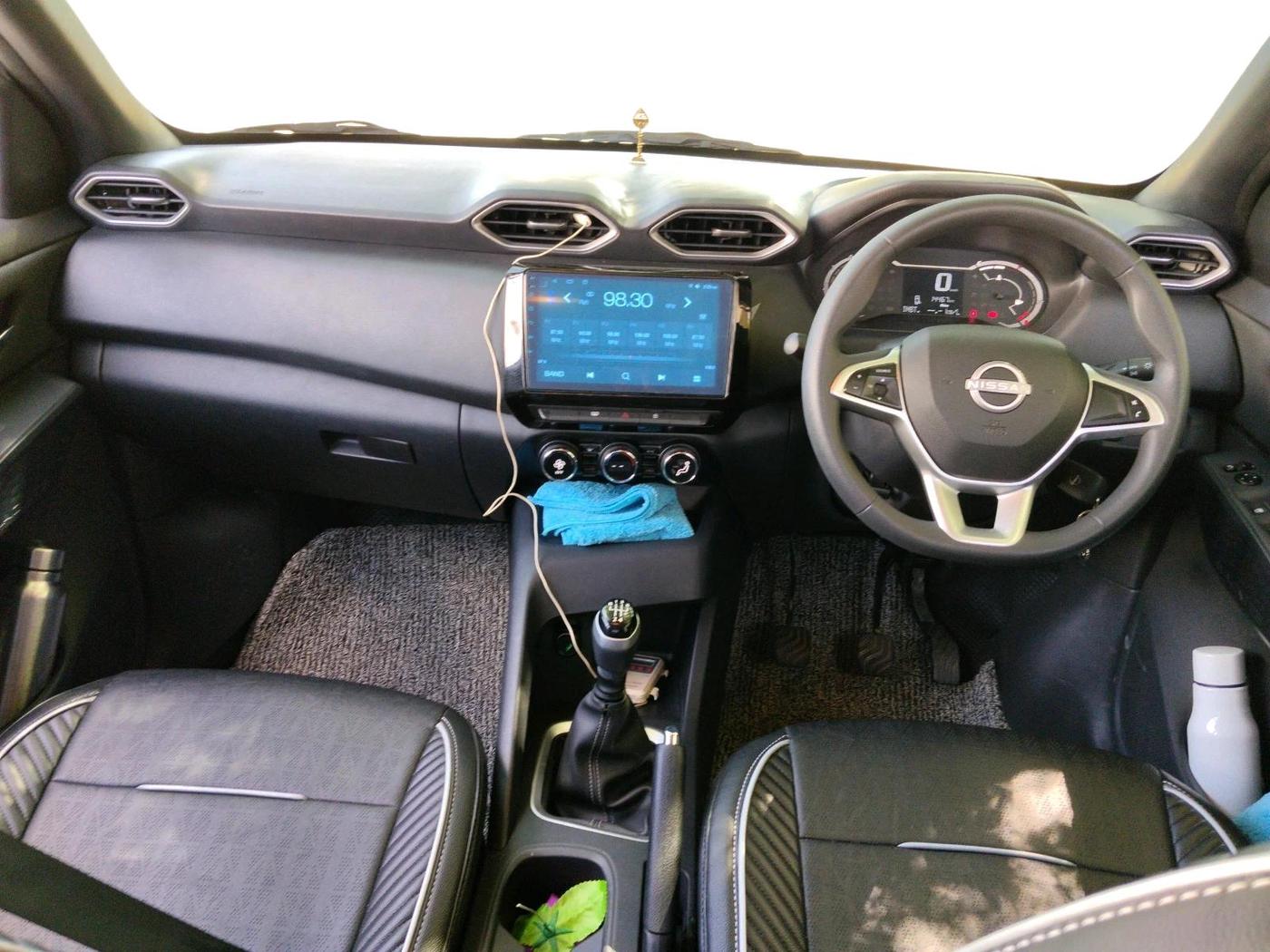 2025 Nissan MAGNITE Acenta B4D 1.0 Petrol MT, Petrol, Manual, 14,467 km, interior
