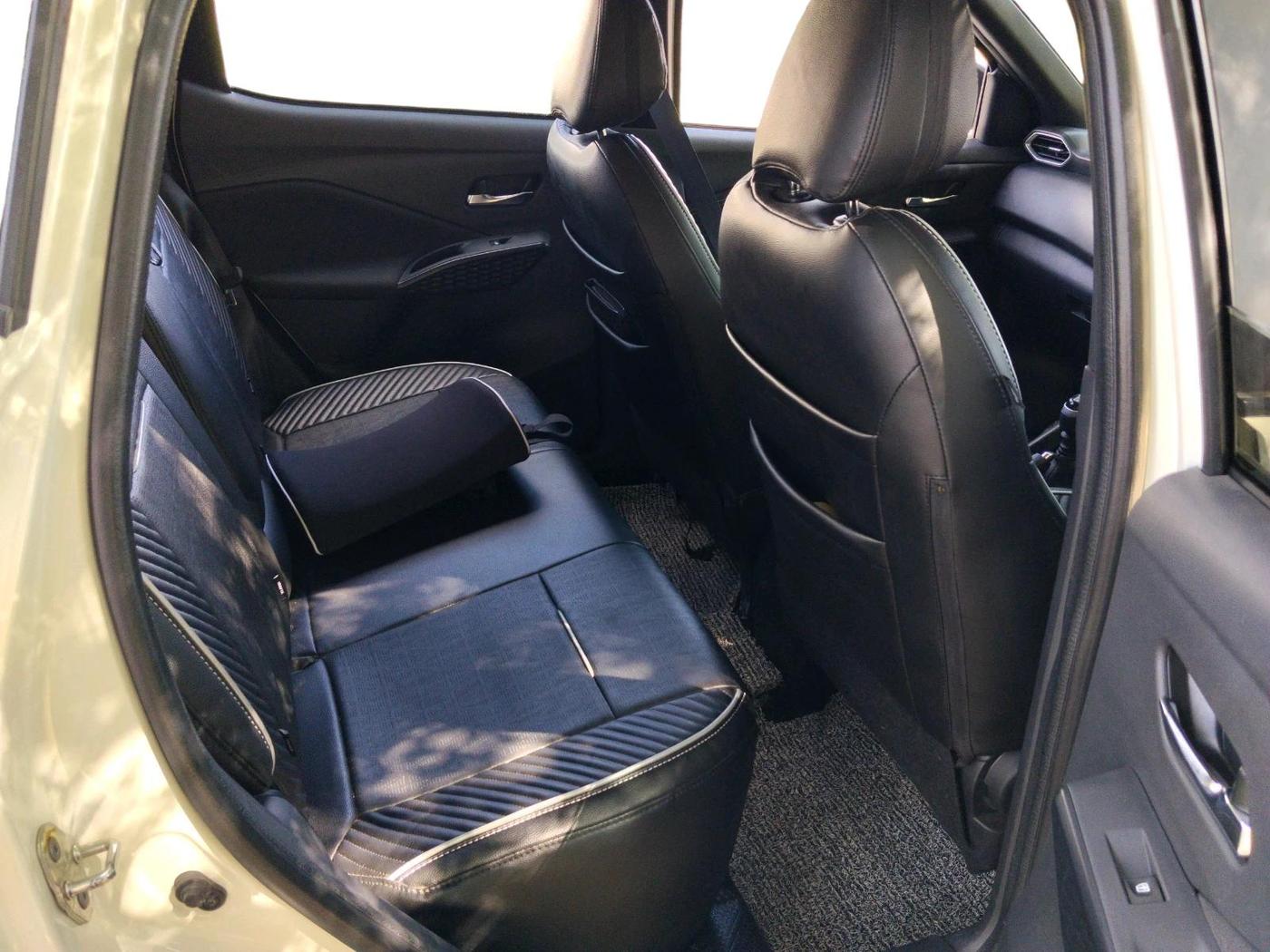 2025 Nissan MAGNITE Acenta B4D 1.0 Petrol MT, Petrol, Manual, 14,467 km, interior