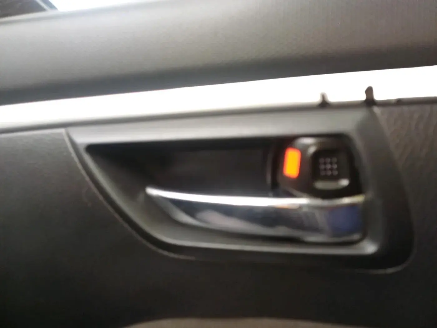 2014 Maruti Swift VXI, Petrol, Manual, 1,03,861 km, interior