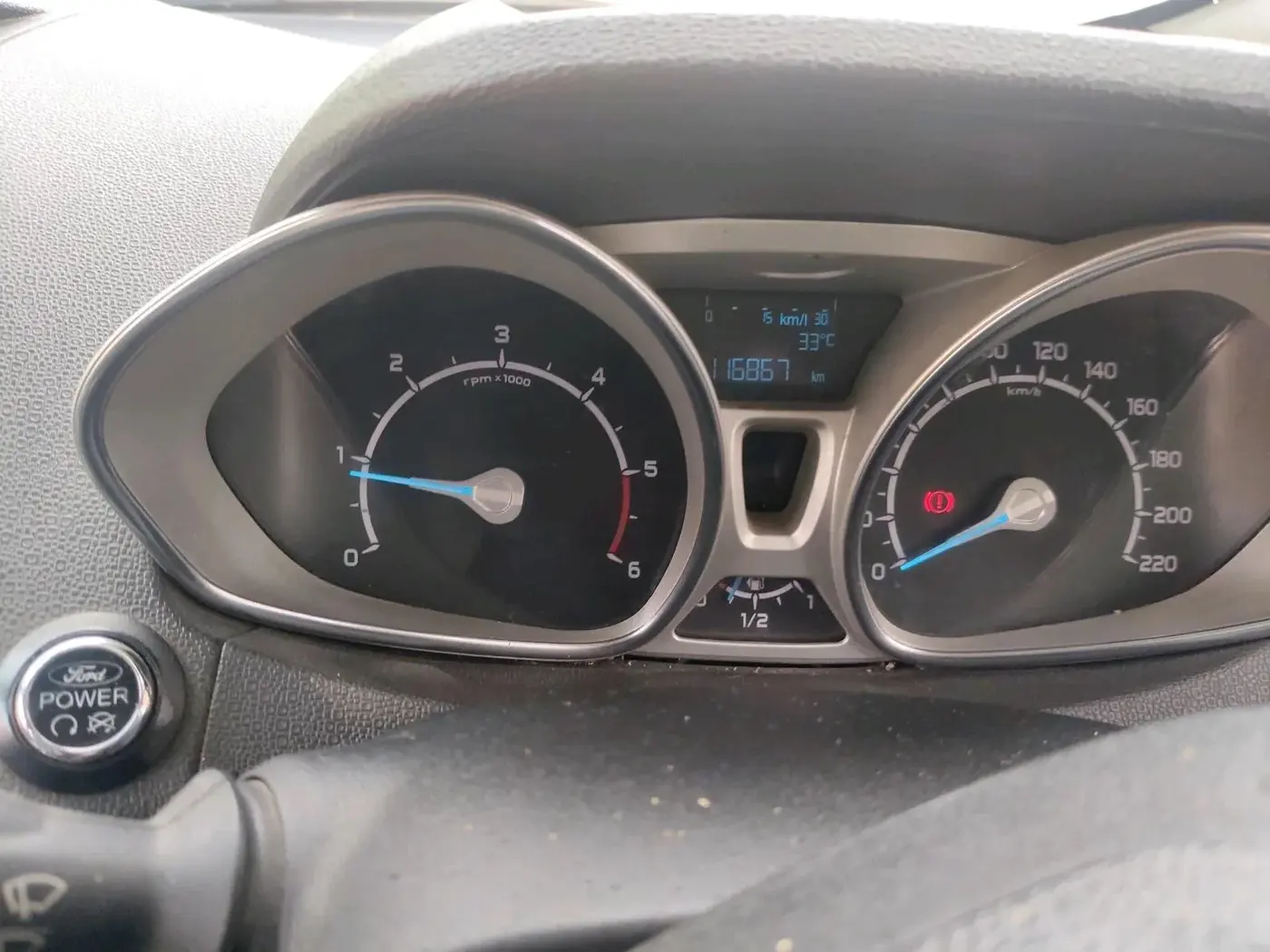 2016 Ford Ecosport TITANIUM 1.5L DIESEL, Diesel, Manual, 1,16,867 km, interior