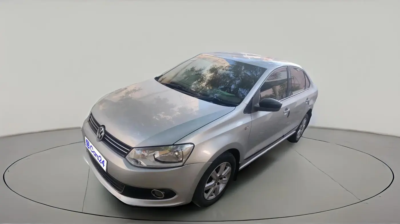 2010 Volkswagen Vento HIGHLINE DIESEL 1.6, Diesel, Manual, 1,38,383 km, exterior