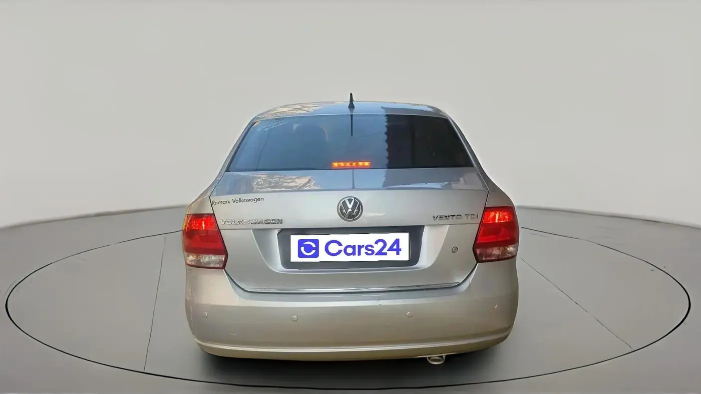 2010 Volkswagen Vento HIGHLINE DIESEL 1.6, Diesel, Manual, 1,38,383 km, exterior