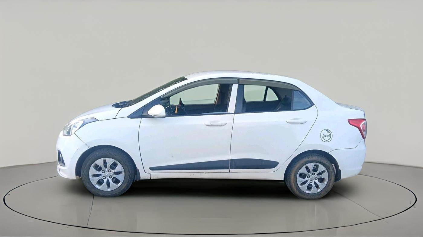 2016 Hyundai Xcent S 1.1 CRDI, Diesel, Manual, 1,04,908 km, exterior