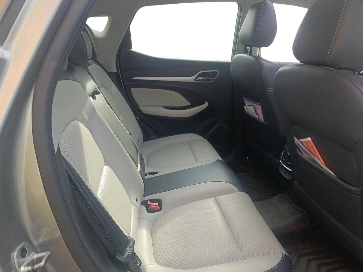 2022 MG ASTOR SHARP 1.5 CVT, Petrol, Automatic, 30,968 km, interior