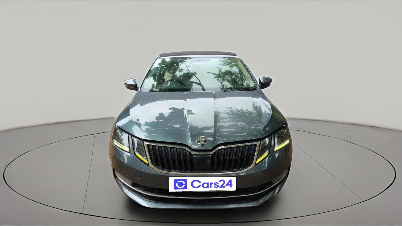 2019 Skoda Octavia 2.0 TDI L&K AT, Diesel, Automatic, 2,03,041 km, exterior