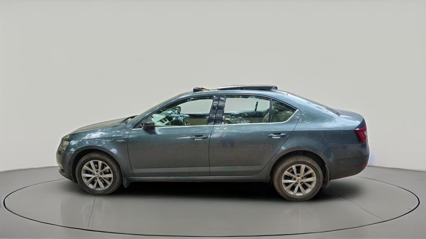 2019 Skoda Octavia 2.0 TDI L&K AT, Diesel, Automatic, 2,03,041 km, exterior