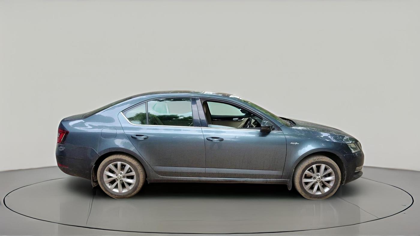 2019 Skoda Octavia 2.0 TDI L&K AT, Diesel, Automatic, 2,03,041 km, exterior