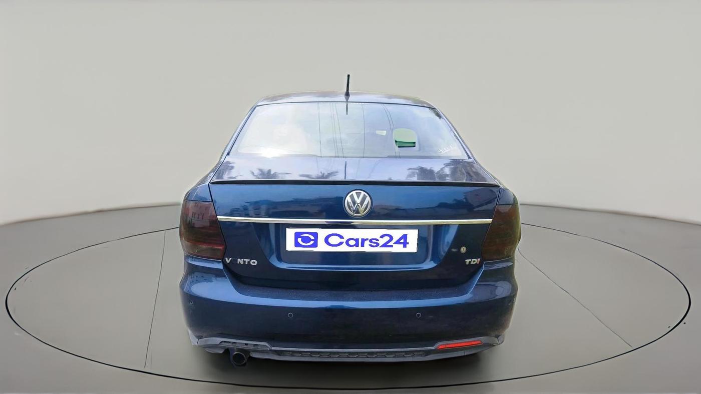 2013 Volkswagen Vento HIGHLINE DIESEL 1.6, Diesel, Manual, 1,18,392 km, exterior