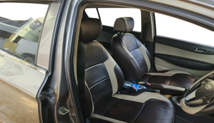 2012 Hyundai i20 SPORTZ 1.4 CRDI, Diesel, Manual, 1,39,106 km, interior