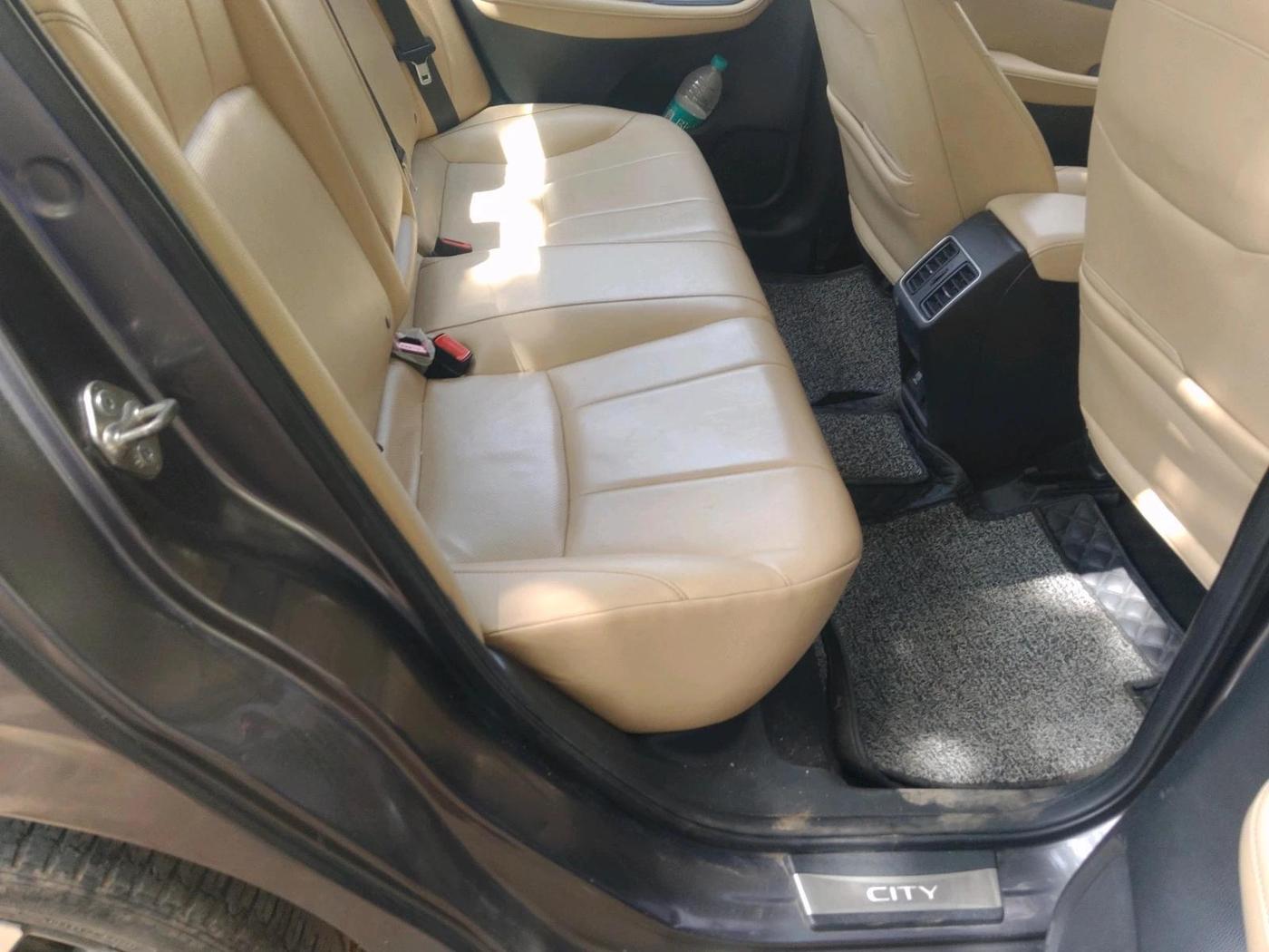 2020 Honda City 1.5L I-VTEC ZX CVT, Petrol, Automatic, 1,21,157 km, interior