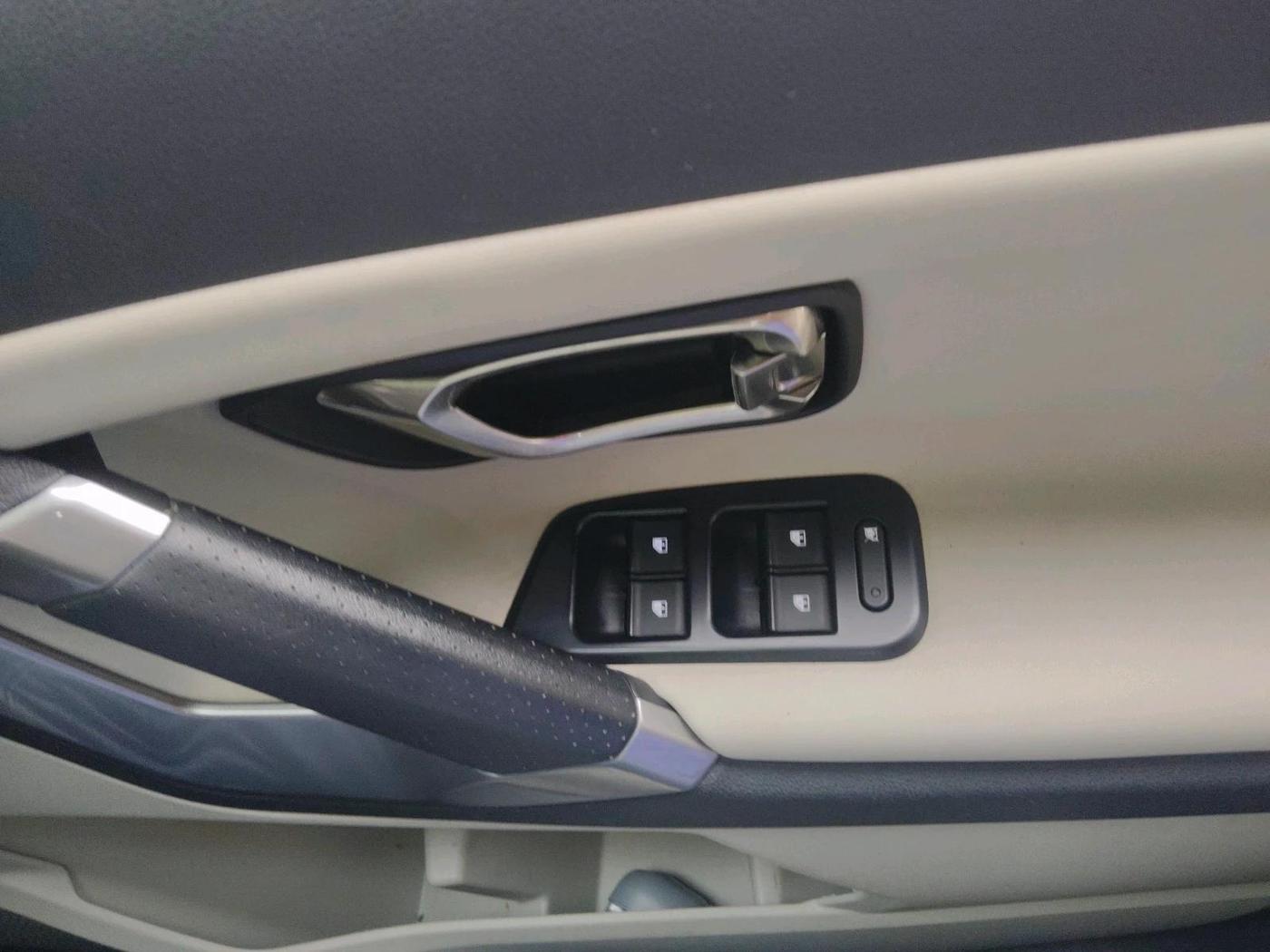 2021 Tata Safari XZ PLUS, Diesel, Manual, 28,546 km, interior