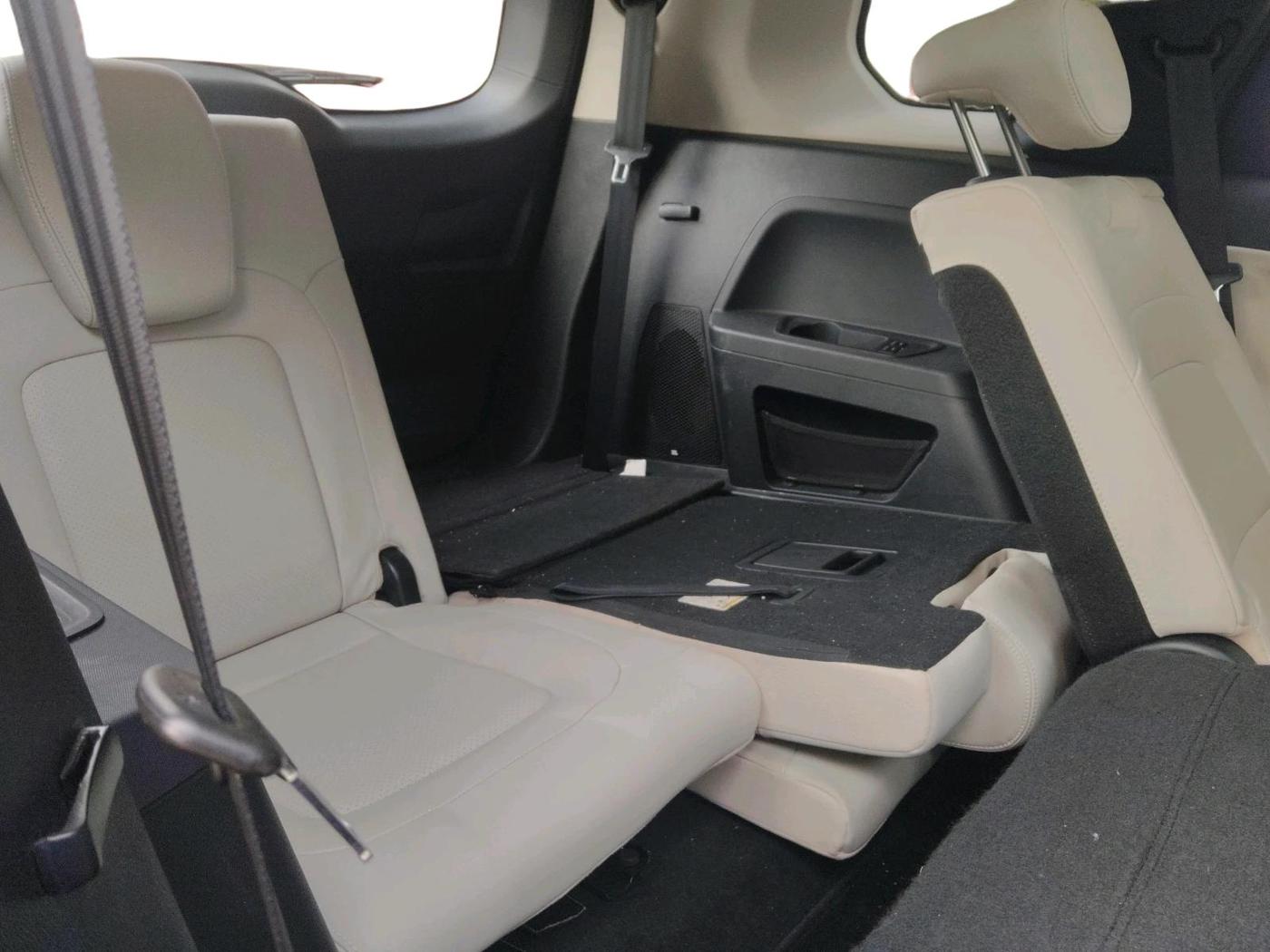 2021 Tata Safari XZ PLUS, Diesel, Manual, 28,546 km, interior
