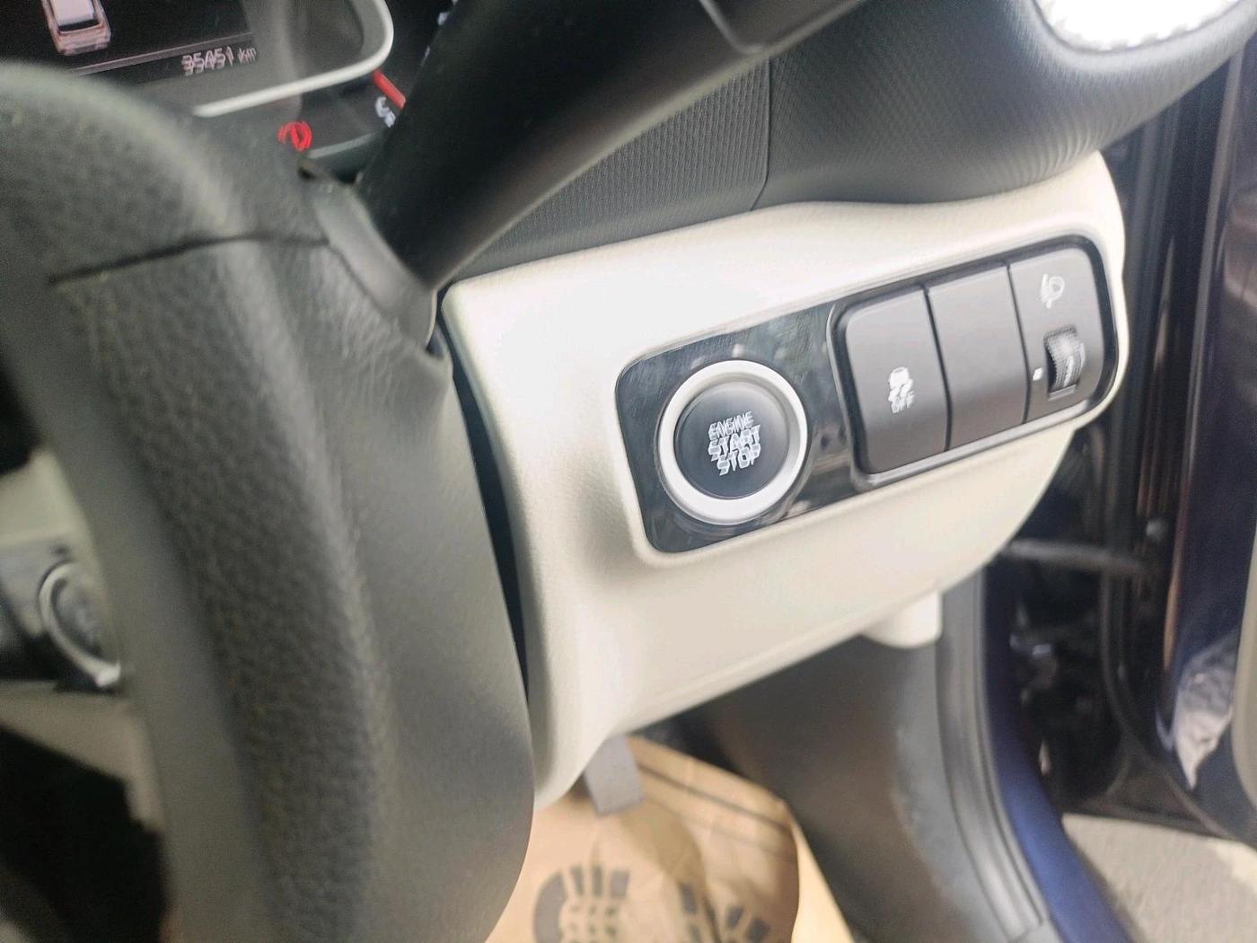 2022 KIA SONET HTX 1.5, Diesel, Manual, 35,451 km, interior