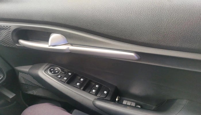 2022 KIA SELTOS HTK PLUS 1.5, Petrol, Manual, 35,600 km, interior