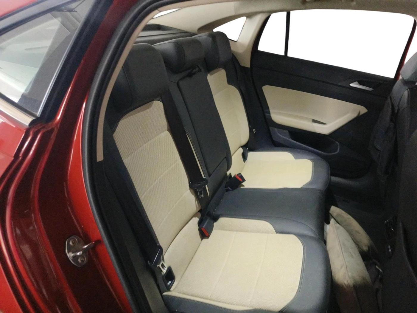 2023 Volkswagen VIRTUS TOPLINE TSI 1.0 AT, Petrol, Automatic, 20,865 km, interior