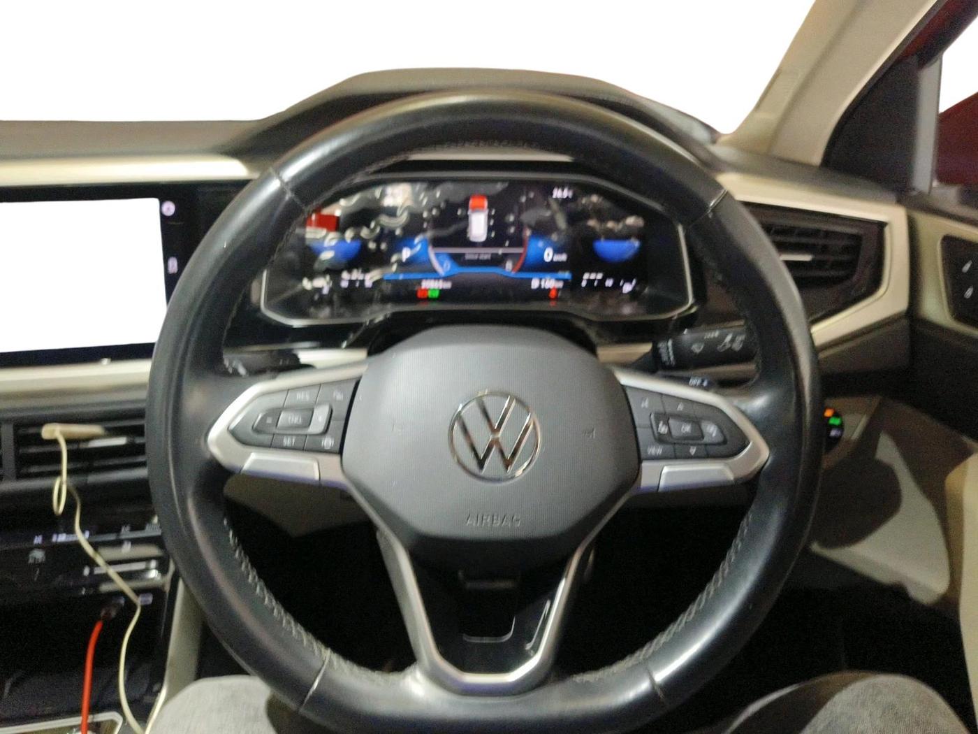 2023 Volkswagen VIRTUS TOPLINE TSI 1.0 AT, Petrol, Automatic, 20,865 km, interior