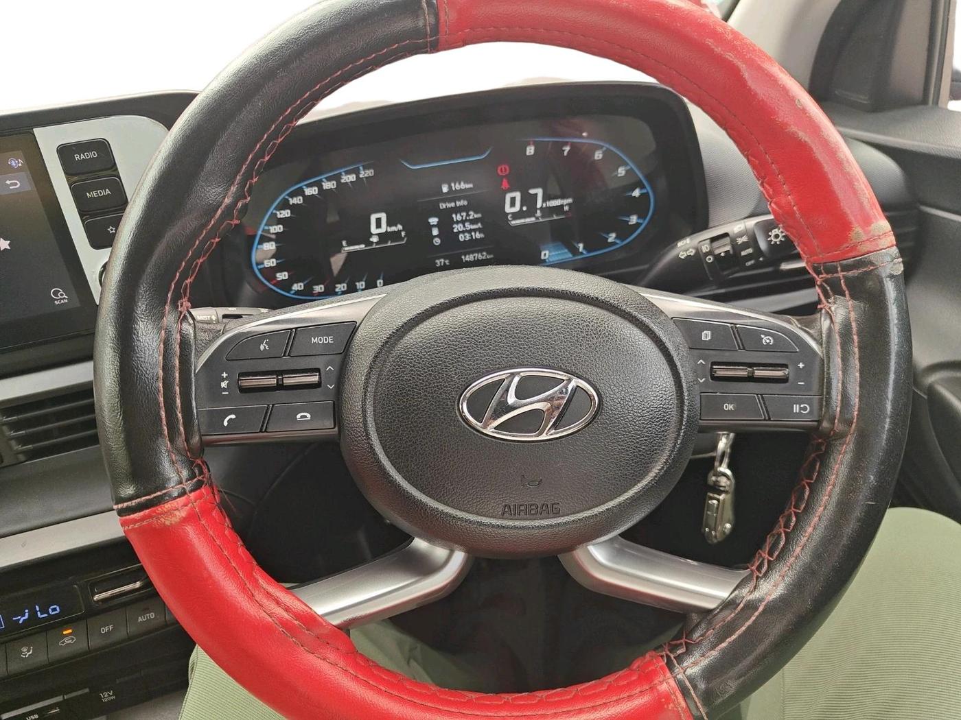 2022 Hyundai NEW I20 SPORTZ 1.2 MT, Petrol, Manual, 1,54,279 km, interior