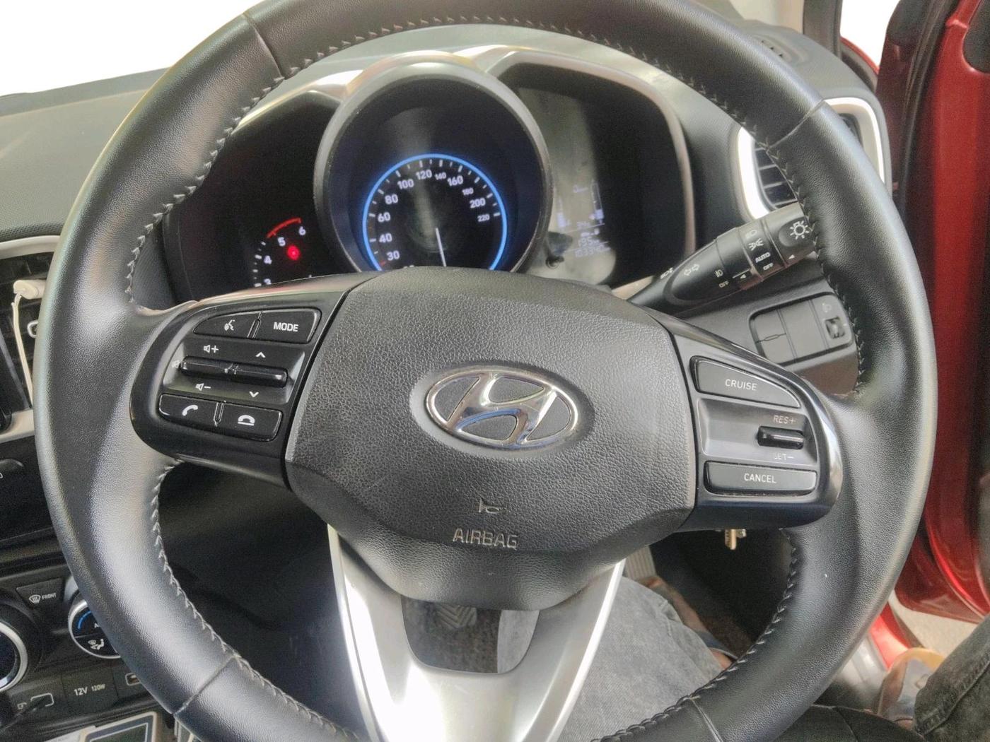 2021 Hyundai VENUE SX 1.5 CRDI, Diesel, Manual, 1,03,340 km, interior