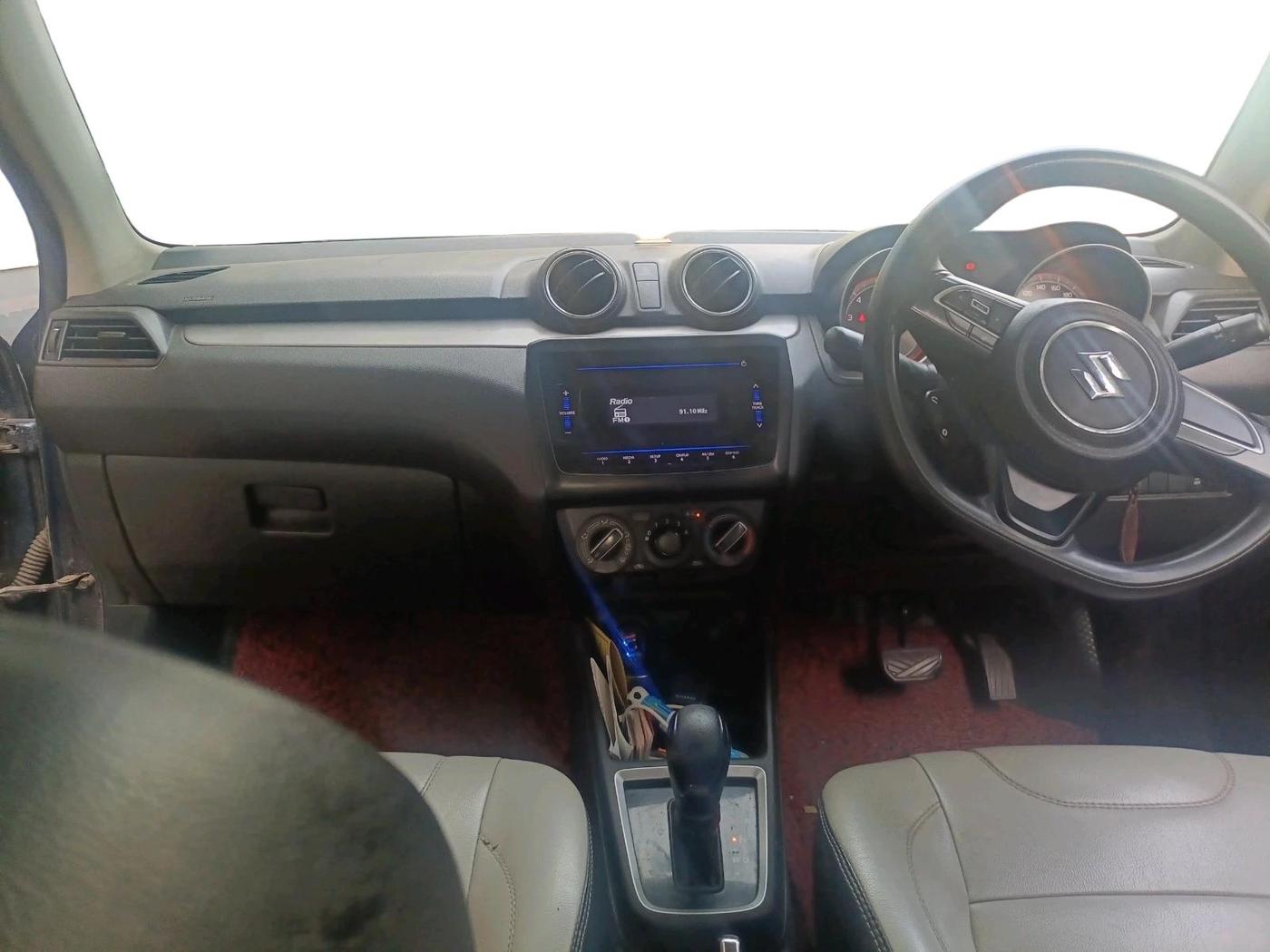 2023 Maruti Swift VXI AMT, Petrol, Automatic, 1,42,067 km, interior