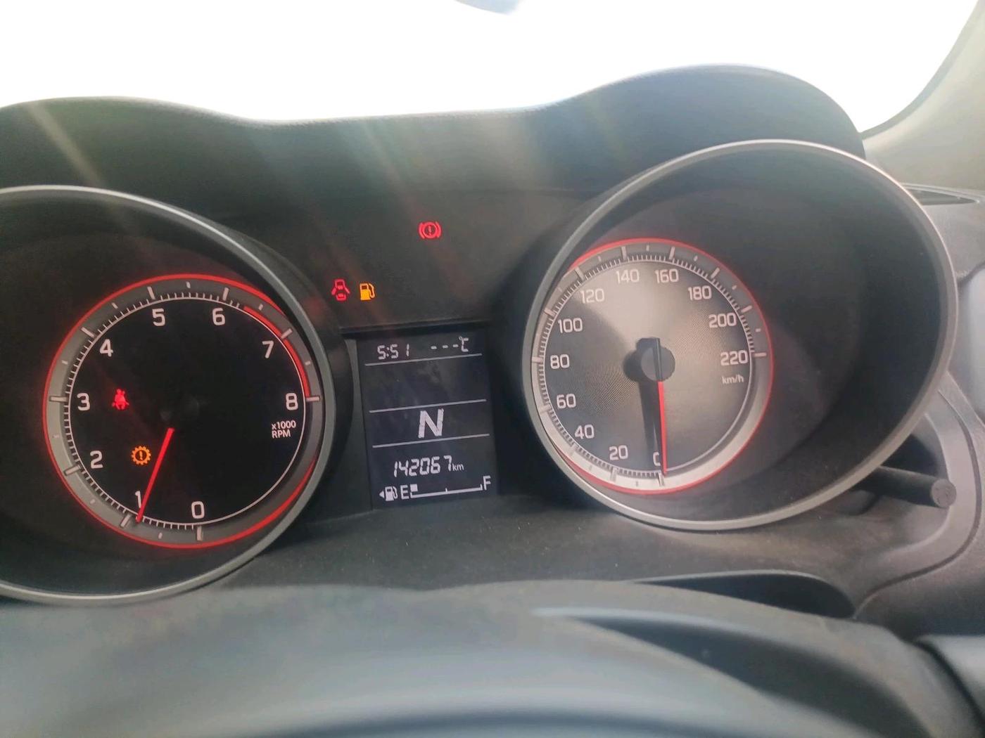 2023 Maruti Swift VXI AMT, Petrol, Automatic, 1,42,067 km, interior