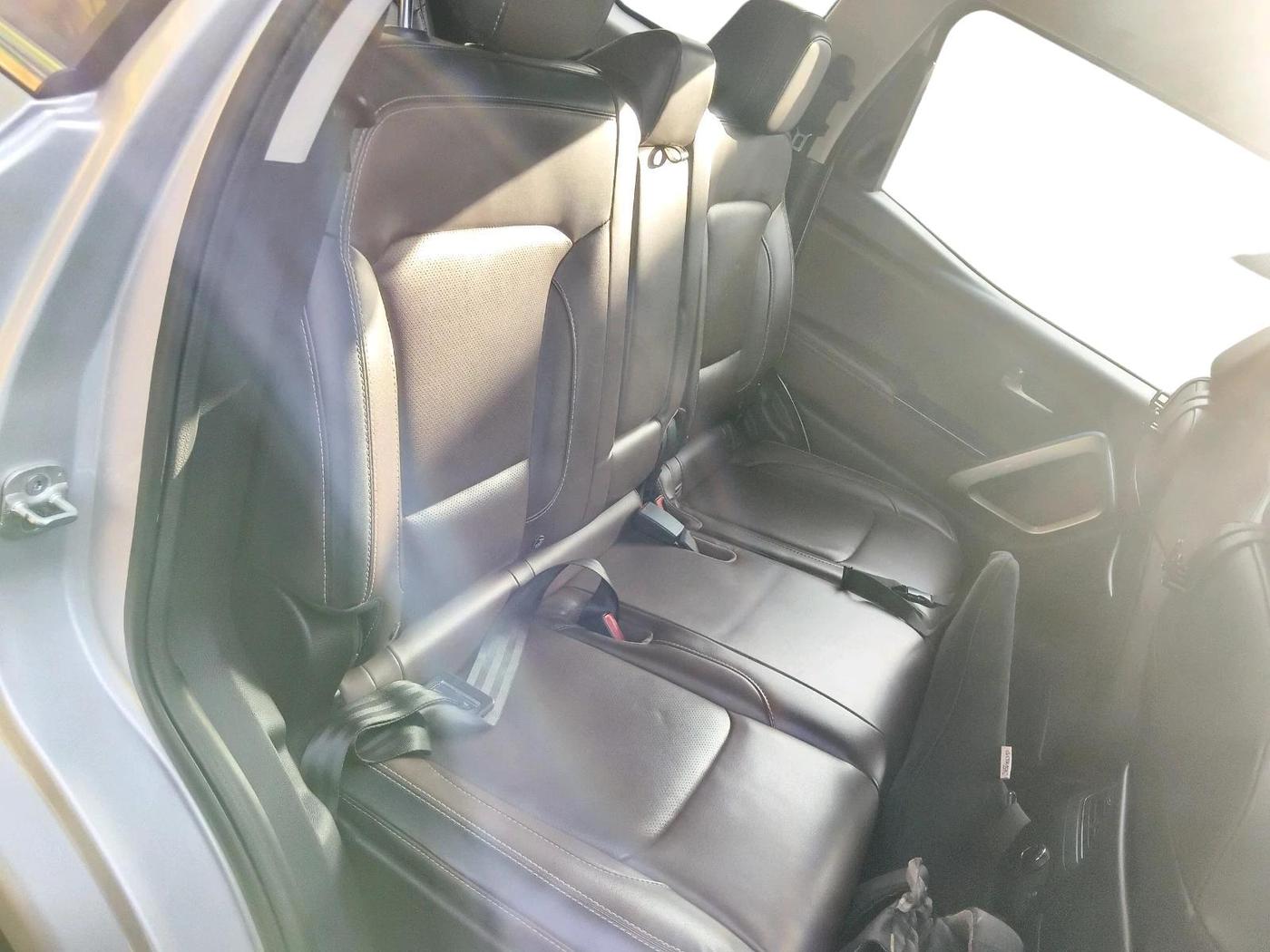 2023 Mahindra SCORPIO-N Z8 DIESEL AT 2WD 7 STR, Diesel, Automatic, 60,388 km, interior