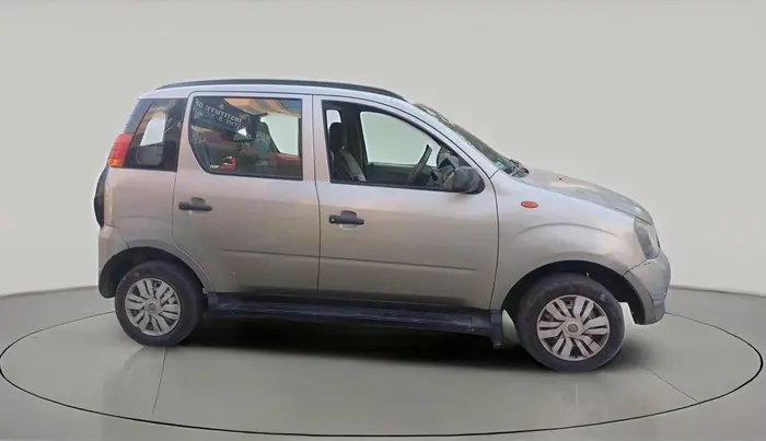 2014 Mahindra Quanto C2, Diesel, Manual, 1,27,215 km, exterior