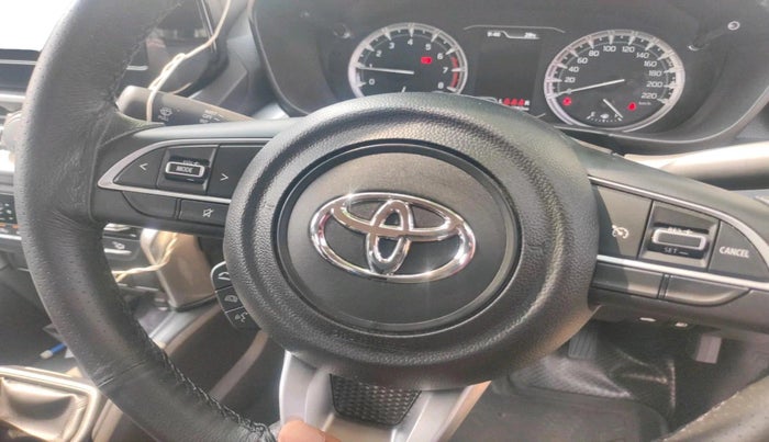 2025 Toyota URBAN CRUISER HYRYDER S NEO DRIVE, Petrol, Manual, 4,092 km, interior