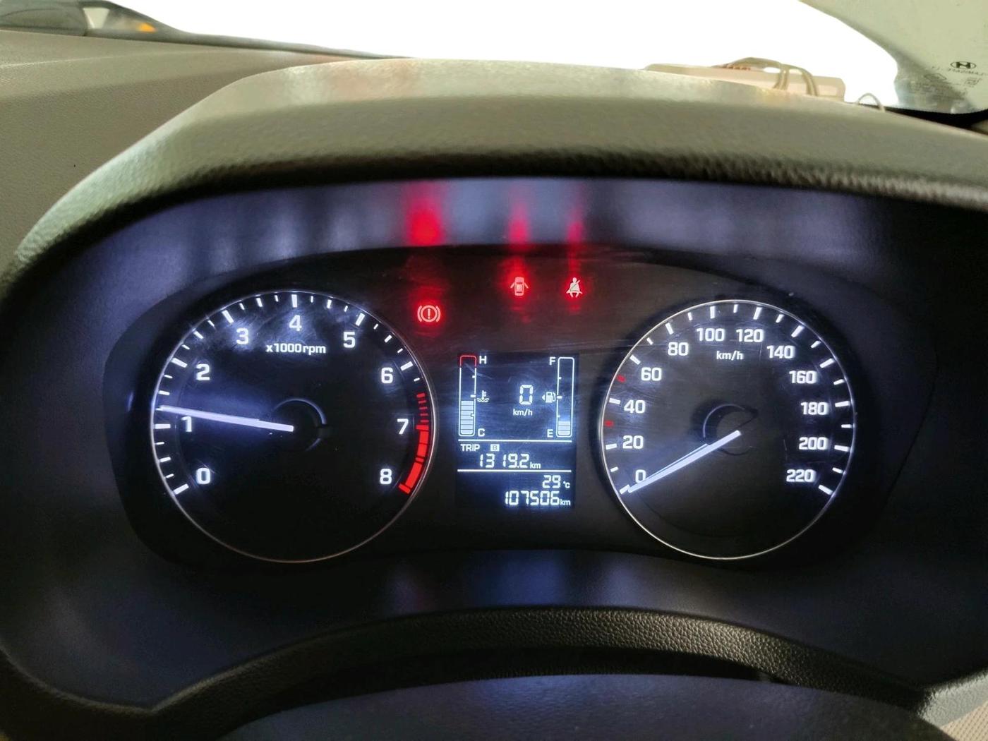 2015 Hyundai Creta SX PLUS 1.6 PETROL, Petrol, Manual, 1,07,506 km, interior
