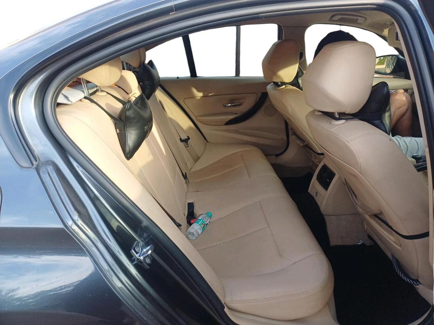 2013 BMW 3 Series 320d, Diesel, Automatic, 1,37,278 km, interior
