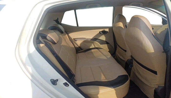 2012 Hyundai i10 MAGNA 1.1, Petrol, Manual, 88,995 km, interior