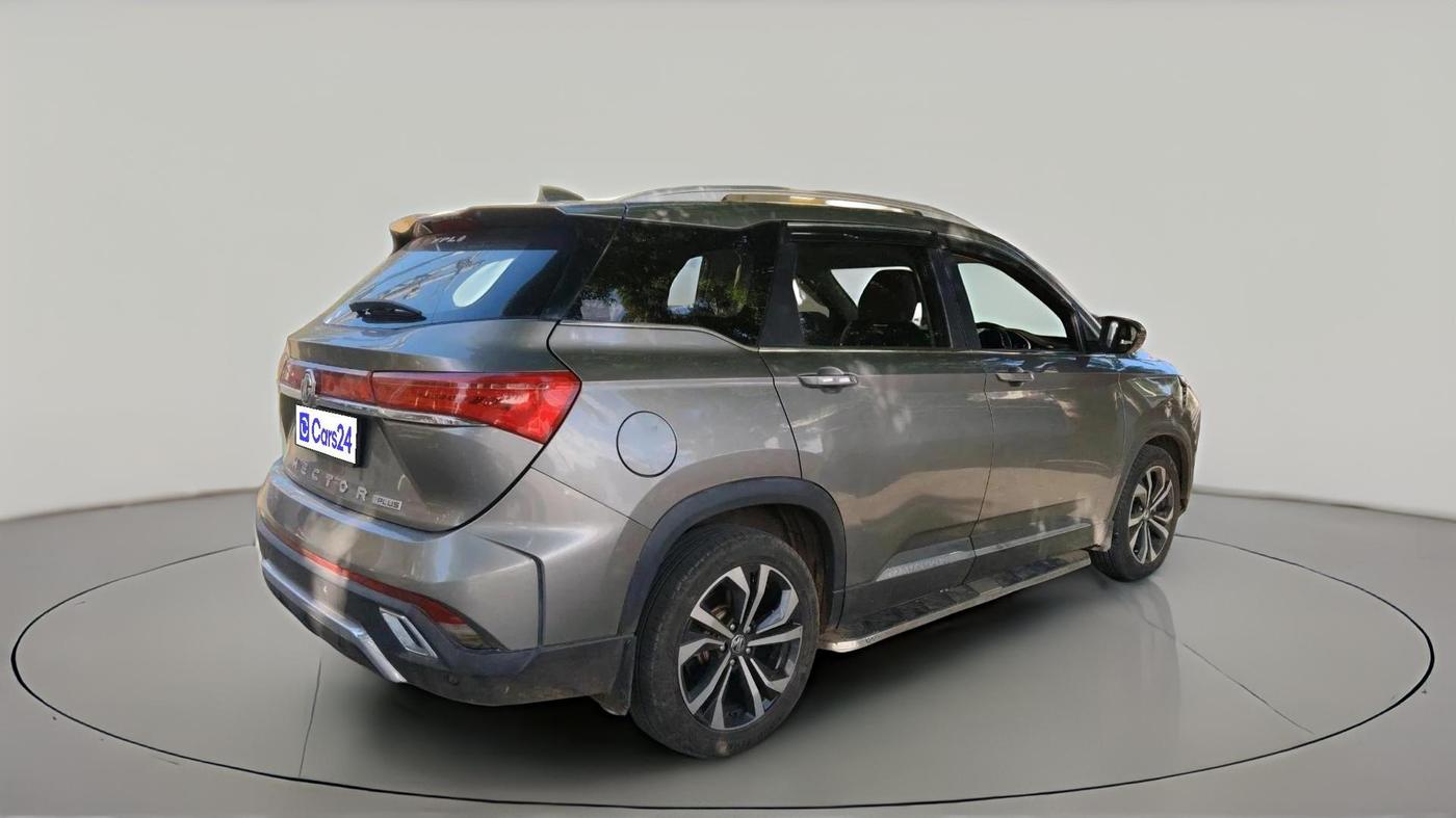 2023 MG HECTOR PLUS SHARP PRO 1.5 PETROL TURBO CVT 7 STR, Petrol, Automatic, 47,158 km, exterior