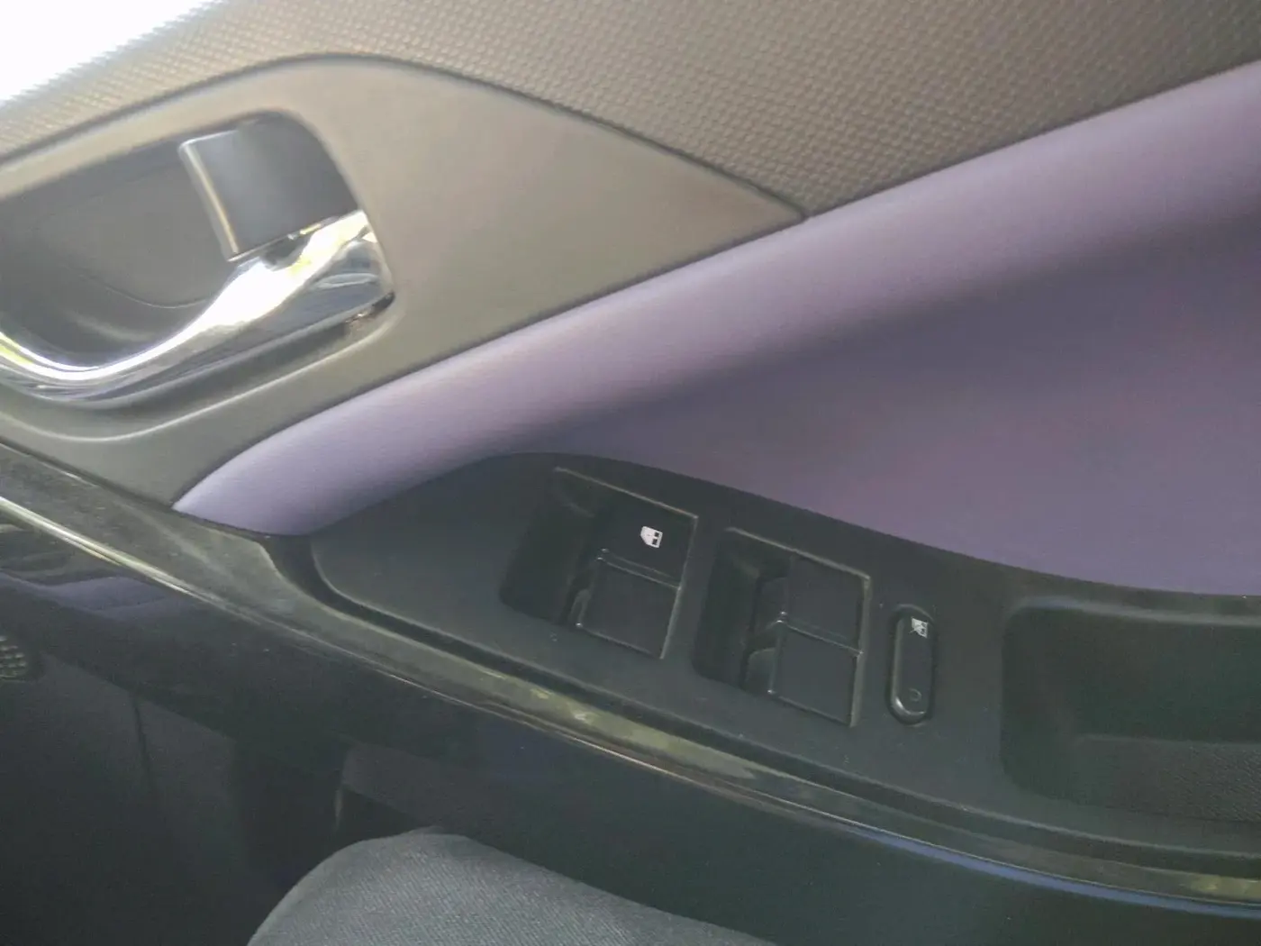 2023 Tata NEXON FEARLESS PURPLE + SUNROOF DCA DUAL TONE 1.2 PETROL, Petrol, Automatic, 50,450 km, interior