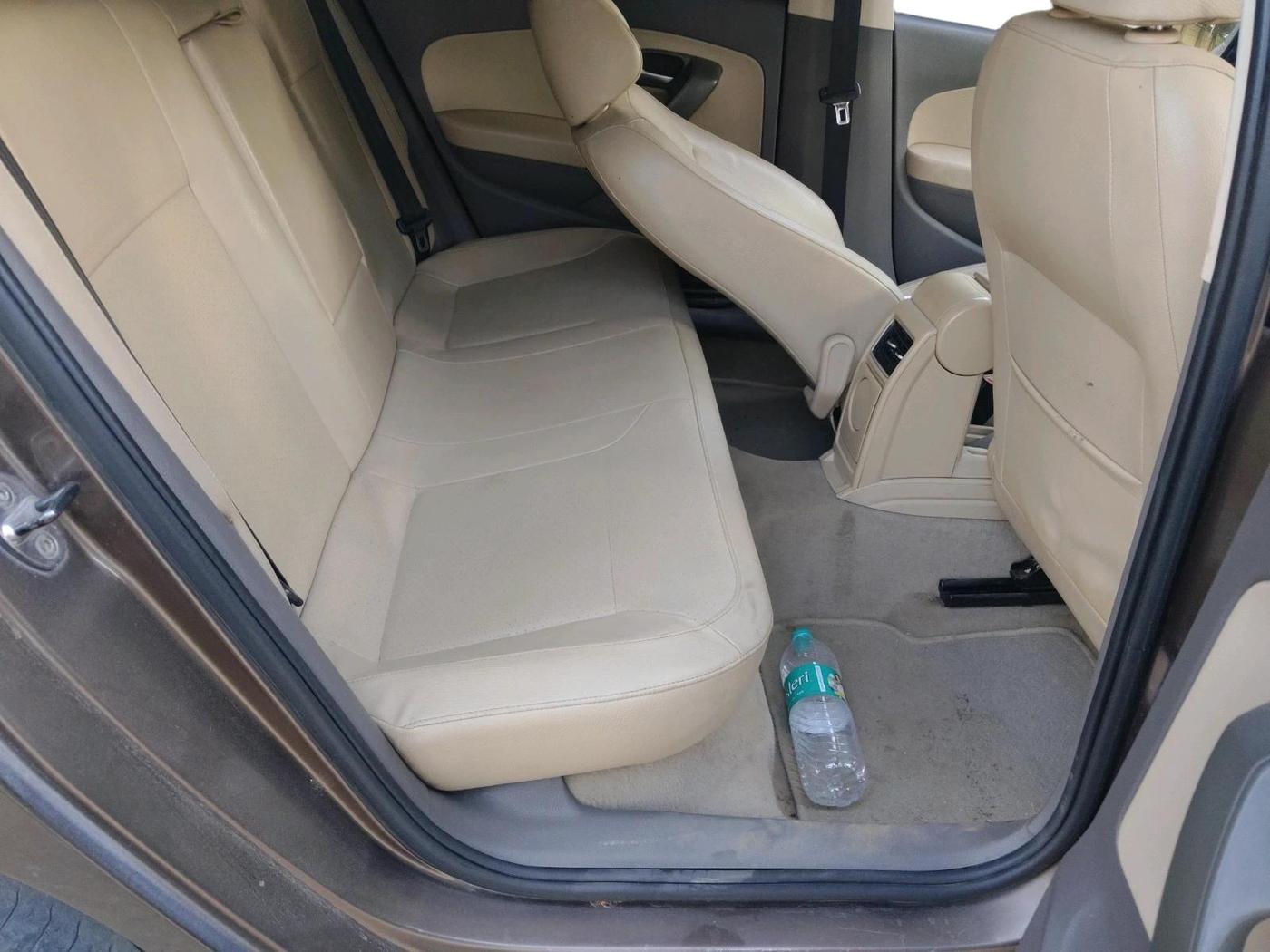2016 Volkswagen Vento HIGHLINE DIESEL 1.5, Diesel, Manual, 85,449 km, interior