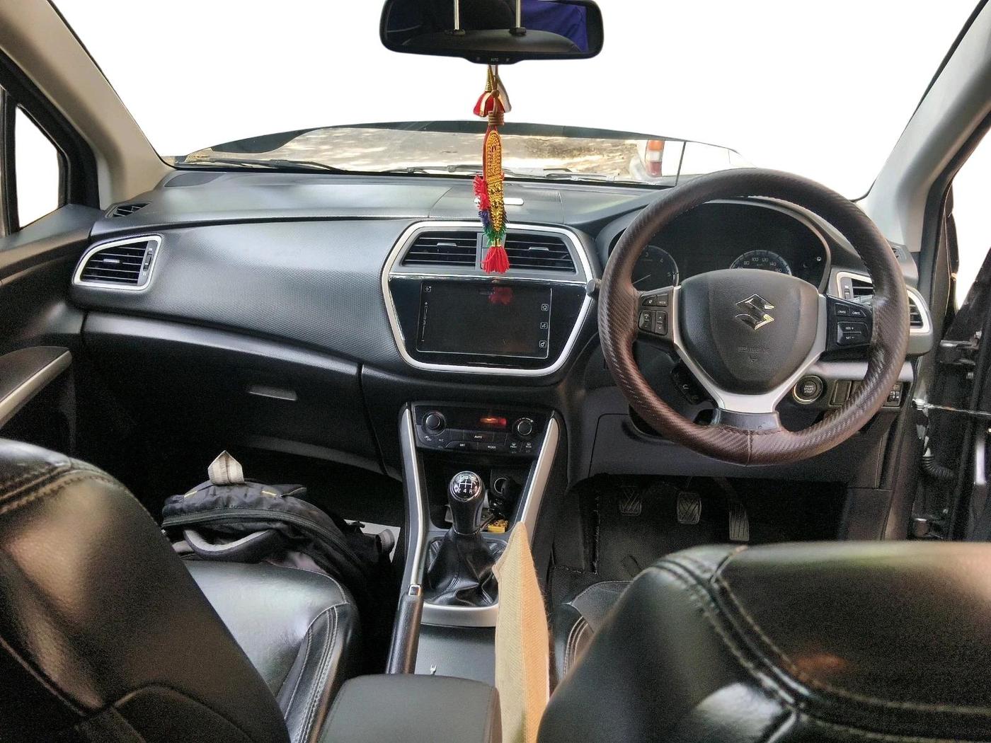 2017 Maruti S Cross ALPHA 1.3, Diesel, Manual, 1,67,778 km, interior