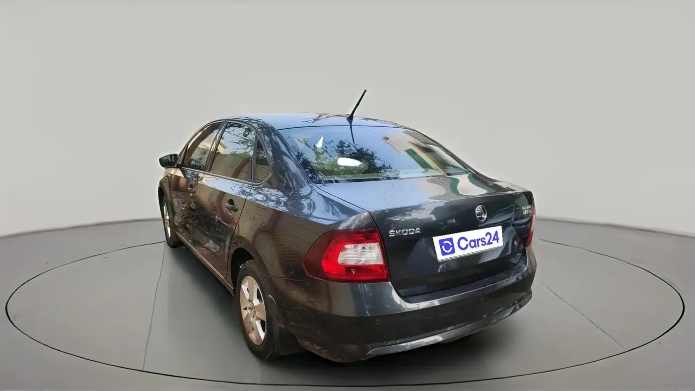 2020 Skoda Rapid AMBITION AT TSI, Petrol, Automatic, 39,091 km, exterior