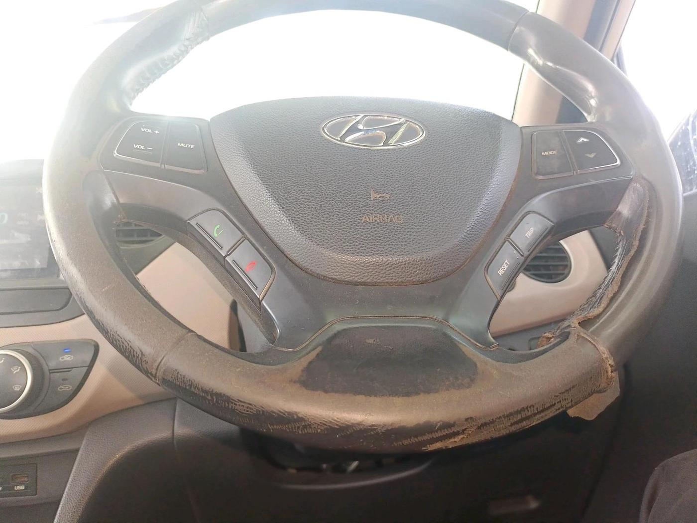 2013 Hyundai Grand i10 ASTA 1.1 CRDI, Diesel, Manual, 1,48,657 km, interior