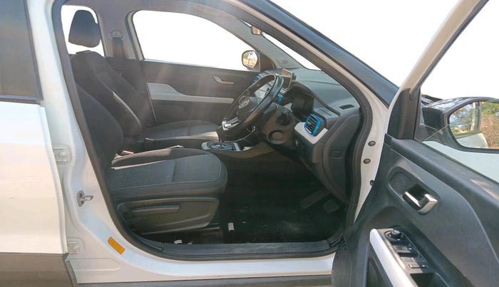 2021 Tata PUNCH CREATIVE  AMT, Petrol, Automatic, 44,746 km, interior