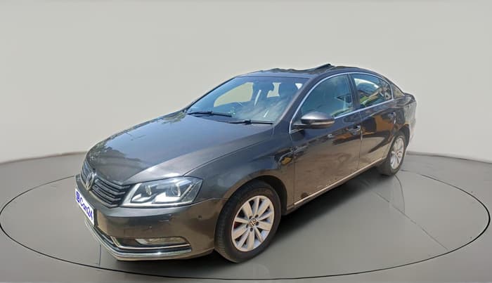 2011 Volkswagen Passat COMFORTLINE DSG, Diesel, Automatic, 1,15,635 km, exterior