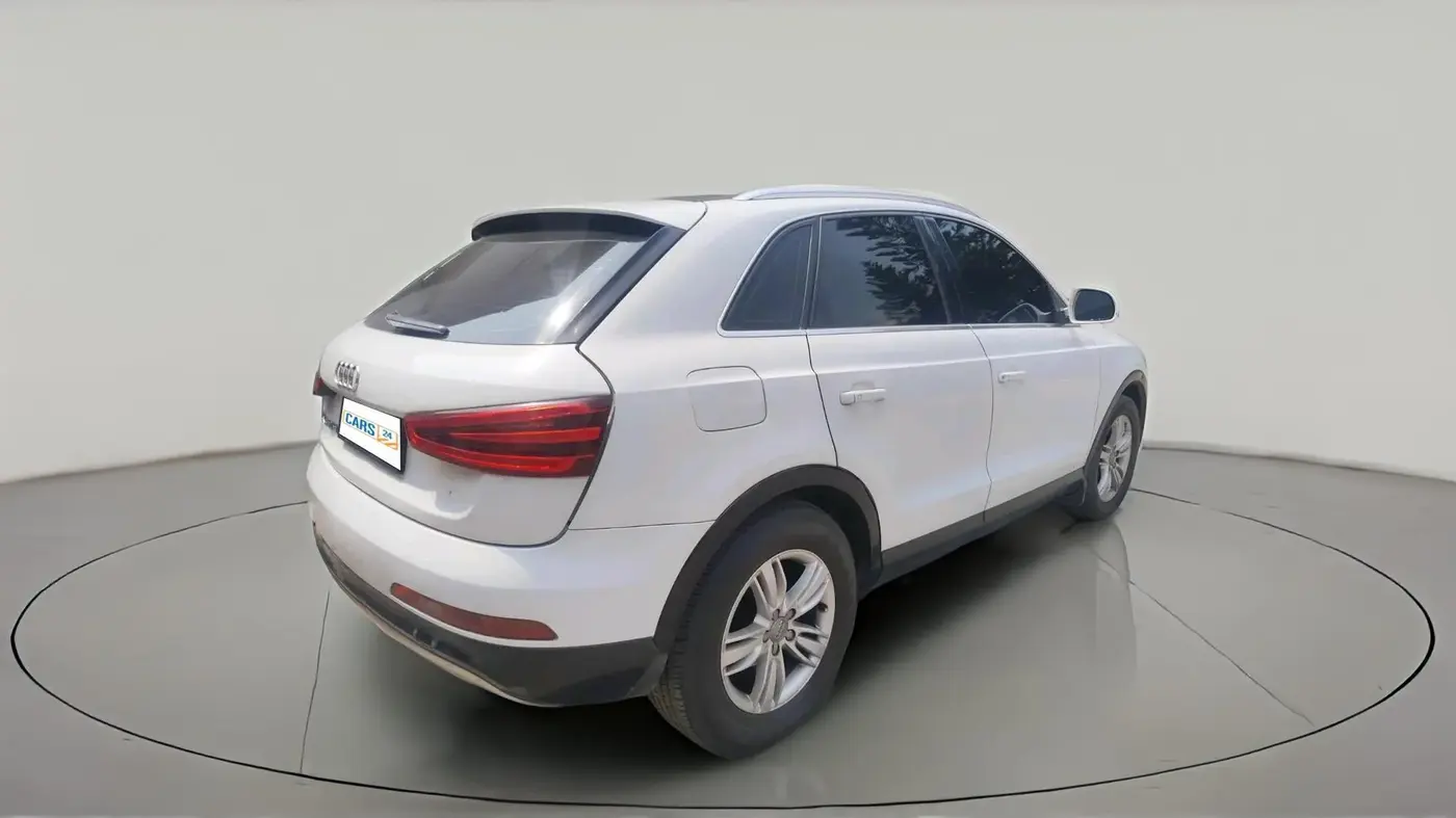 2015 Audi Q3 2.0 QUATTRO TDI AT, Diesel, Automatic, 1,30,336 km, exterior