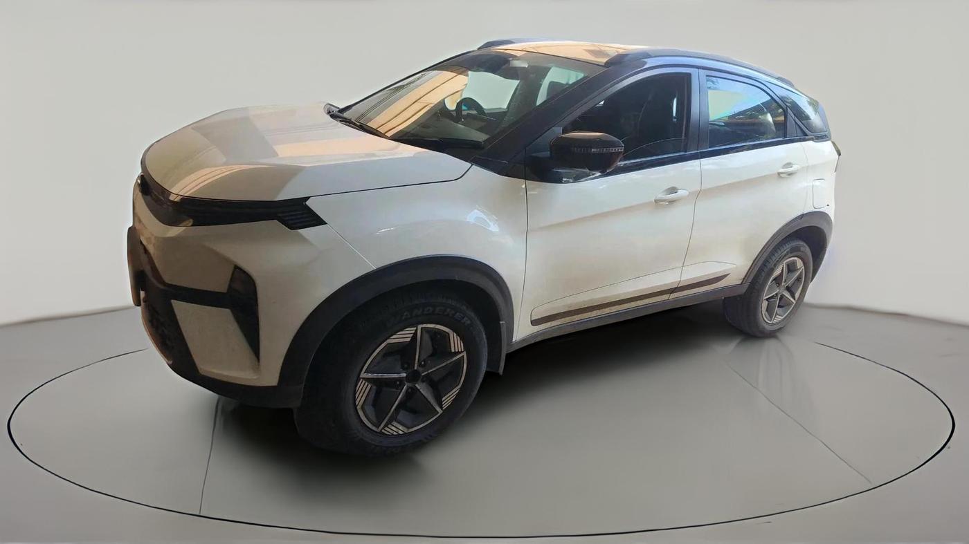 2023 Tata NEXON FEARLESS + SUNROOF DUAL TONE 1.5 DIESEL, Diesel, Manual, 80,678 km, exterior