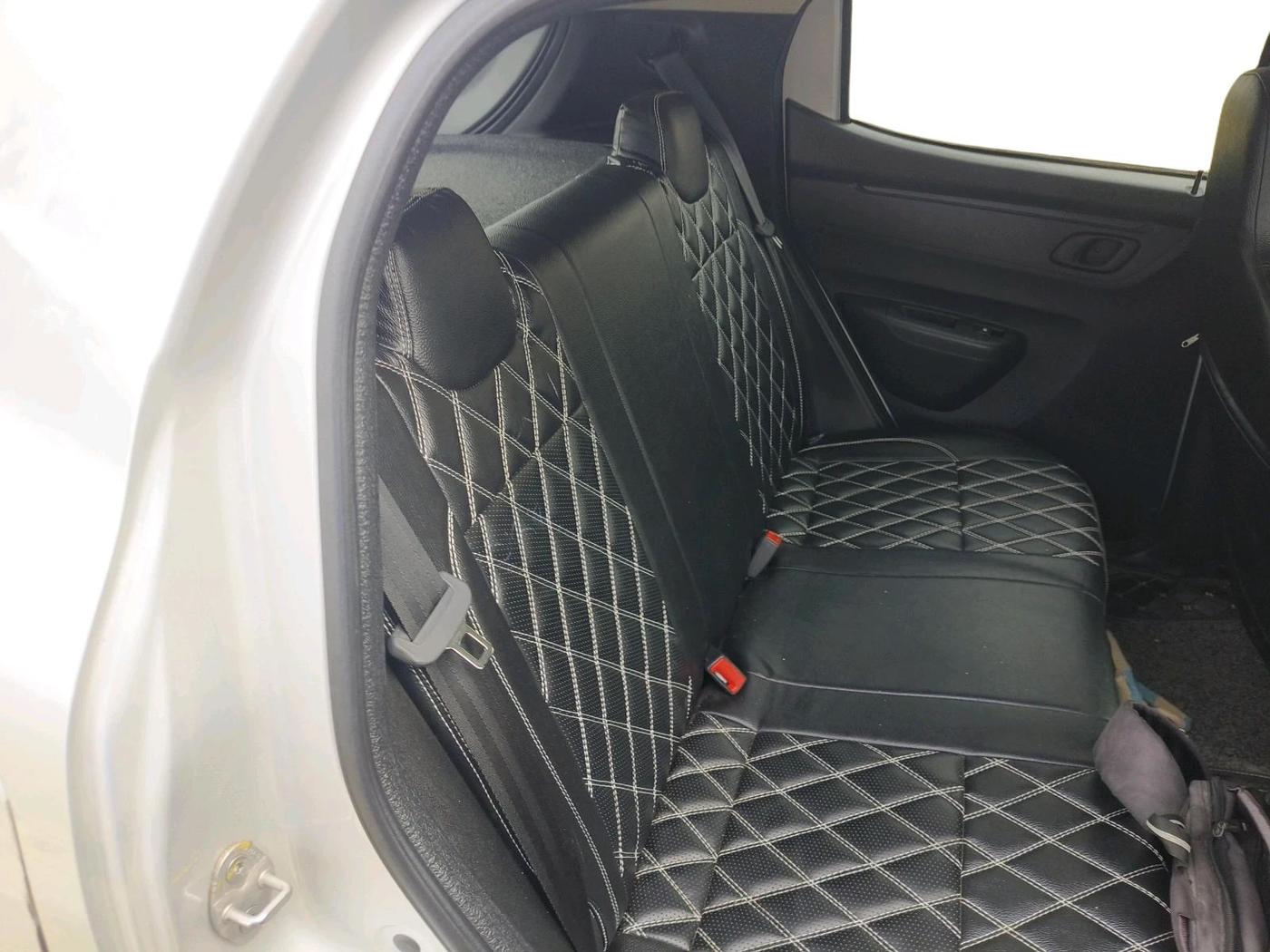 2025 Renault Kwid RXT 1.0 AMT, Petrol, Automatic, 3,965 km, interior
